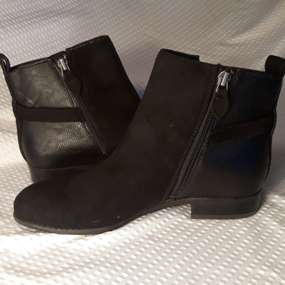 F SARTO VEGAN FRIENDLY LTHR/SUEDE BOOTIES-SZ 6M - Picture 4 of 8